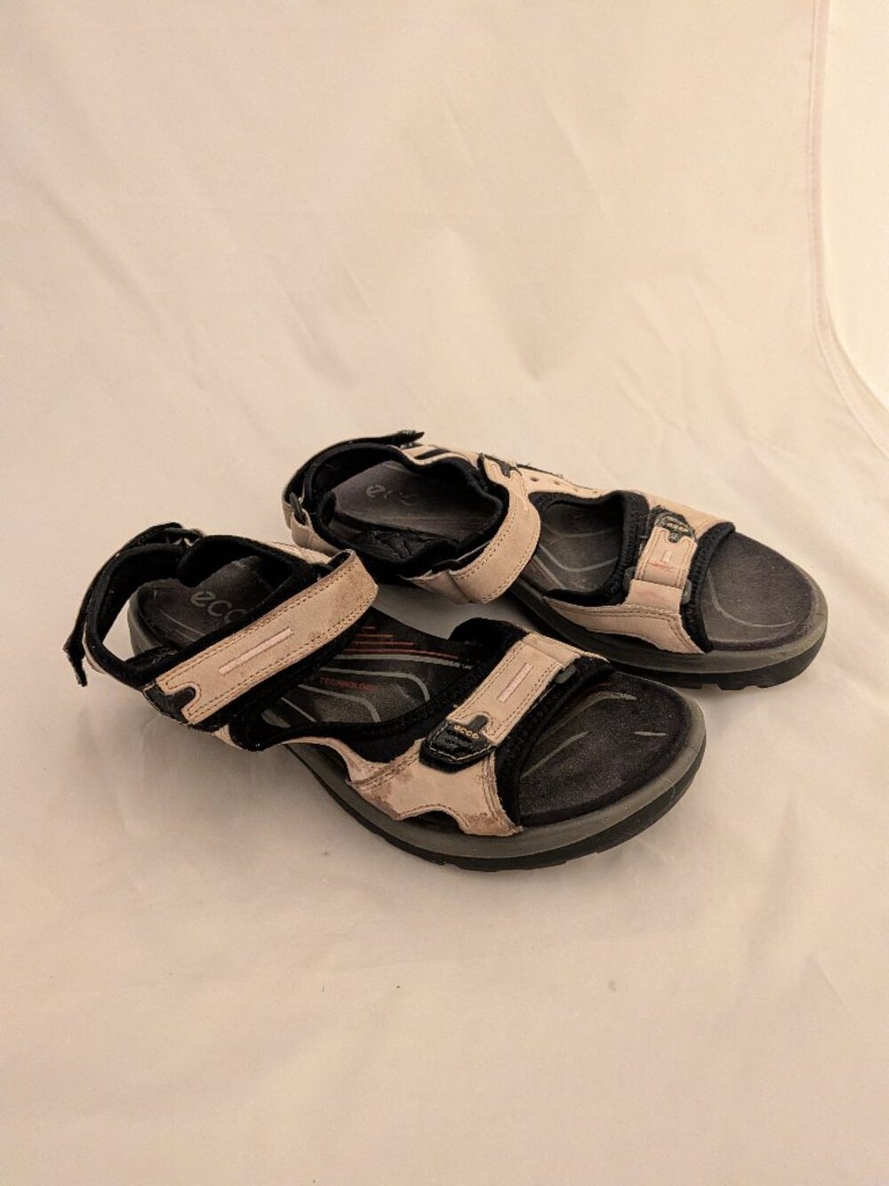 Ecco Sandal Hiking Women Size 7 EU 38 Adjustable Off Road Outdoor Straps